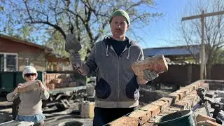 Строю кухню вместе с сыном! Был конструктором и сварщиком, а теперь стал каменщиком!