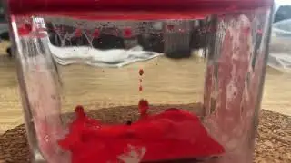 life hack with boiling water in an old candle