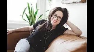 Cannabis Insights for Women/ Andrea Brooks / Green Flower