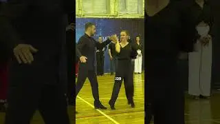 Вышла в финал. Я тут еще танцами занимаюсь ) Хастл #танцы #хастл