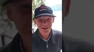 Стёпа купил серебряную цепочку