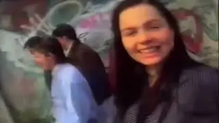 Aplauz - Kochaj Mnie (Teledysk)