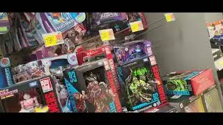 Walmart Toy Hunt (finding SS Hot Rod, Crosshairs and SS 86 Arcee)