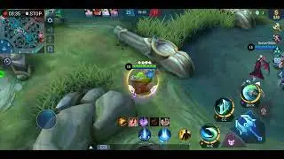Fanny isn't the only one that can do wall spam