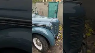 Москвич 401 