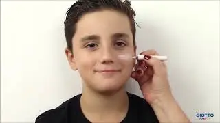 איפור לתחפושת ערפד בעזרת עפרונות איפור גי'אוטו