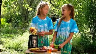 Видеорецепт смузи: готовим на блендере REDMOND