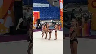 Дебют с булавами 