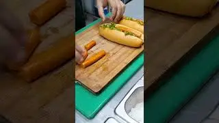 Basic hot dog.