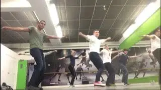 Thriller dance class