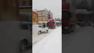 Русский спас Немца / Малыш и Фура