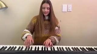 Karolina protsenko FIRST TIME IMPROVISES ON PIANO after 5 months lessons