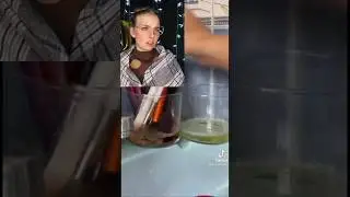 «женщина оскорбляет девочку из дет.дома» ваша реакция на это видео? 🥹2 часть выйдет на 20 лайков❤️