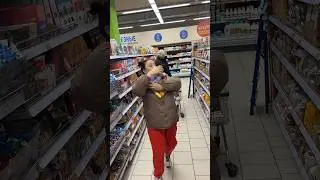 Денег она пожалела!