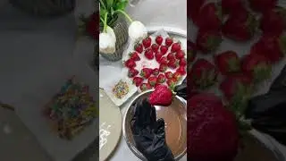 КЛУБНИКА В ШОКОЛАДЕ
