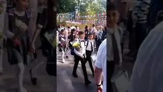 1 сентября в Школах Тоиржона Абу-муслим араб