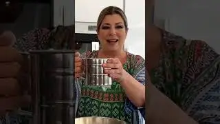 ¡Cocina conmigo! Delicioso pastel de chocolate 😋👩🏻‍🍳 #shorts #receta #cocina