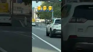 Это было вчера в центре Филадельфия угнали машину моего друга Егора и два раза по нему стреляли🤦‍♂️