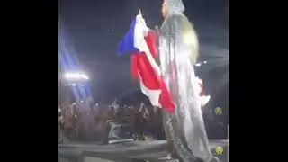 stan twitter: Beyonce struggling to do the everybody on mute challenge in Brazil