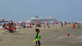 What happened when the cruise ship came ashore