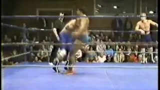 Dori Singh Knees JJ Jetson