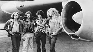 Led Zeppelin - Black Dog (BASS + VOCALS + KEYS)