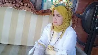 TAU RIWELAIE ( TANTE ROSALINDA )