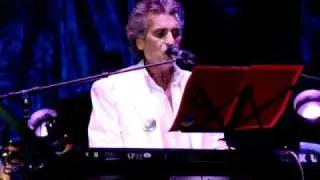 Toto Cutugno - Solo noi (22/10/2010 Astrahan, Russia)