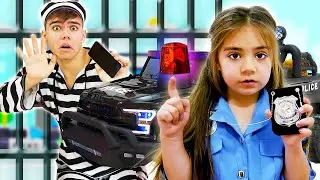 Nastya ve Mia polis olarak çalışıyor 👮‍♀ Çocukların polis hikayeleri | Nastya Türkçe
