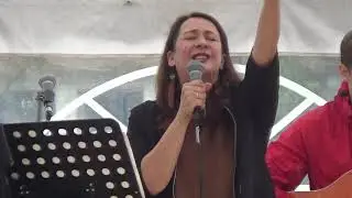 Ledmane, Zilais krusts. 26.08.2023. Dzied Sindija
