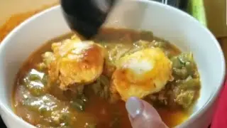 HUEVOS AHOGADOS CON NOPALITOS!! DELICIOUS!