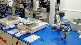 Робот и кобот на стенде Евроинтех на ЭлектронТехЭкспо 2019