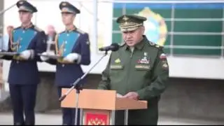 Вручение личному составу 76-й дивизии ордена Суворова.