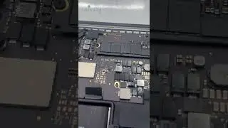 Apple MacBook Pro 13 Inch Early 2015 A1502 Display Replacement | Amitechpro Barasat | 8777626808