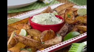 Crispy Potato Wedges with California Dip