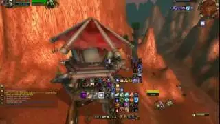 WoW Classless Realm leveling an AOE Tank