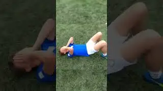 В КАЖДОЙ КОМАНДЕ ЕСТЬ ТАКОЙ НАПАДАЮЩИЙ #football #mfl #shorts