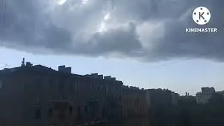 На Питер надвигается гроза после ясного жаркого дня Обещают град ливень сильный ветер