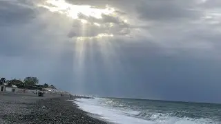 06.11.2023. Погода в Сочи в ноябре. Смотри на Чёрное море каждый день.