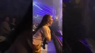 Вдребезги