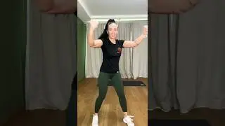 Kas gali būti geriau už muziką, judesį ir treniruotės laukimą😊🕺❤️ #dance #homefitness