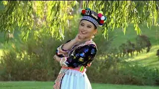 Mindy Yang - Nkauj Hmoob Toj Siab (COVER)