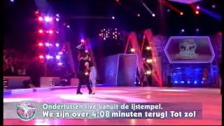 Joel Geleynse & Ryan Shollert do a lift together @ Sterren dansen op het ijs