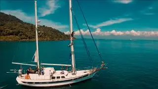 Fotografía desde el mastil de un velero.