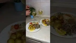 НЕЖНЕЙШИЙ ЛОСОСЬ В СЛИВОЧНОМ СОУСЕ СО ШПИНАТОМ И ПОМИДОРАМИ ЧЕРИ. Обязательно приготовьте!
