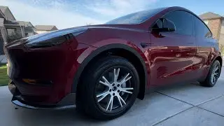 2024 Tesla Model Y gets NEW WHEEL CAPS and FLOOR MATS! DISCOUNT CODE INSIDE!