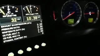 Volvo S60R 500 hp exhaust, revs, blow-off sound.