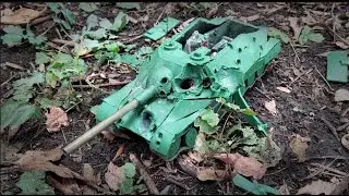 Уничтожение выдуманной самоходки из пластилина.
