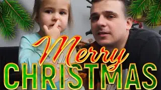 Merry christmas Играем возле елки