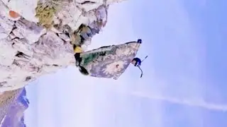 Aladdin 'carpet' ride in reality. Incredible Wingsuit flying